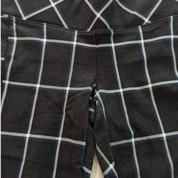 TORRID Pixie Black Plaid Leggings size 00 Plus - Picture 2 of 4